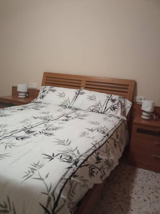 Apartamento-Casa Turistica L'Espigol Сан Лоренцо де Морунис Екстериор снимка
