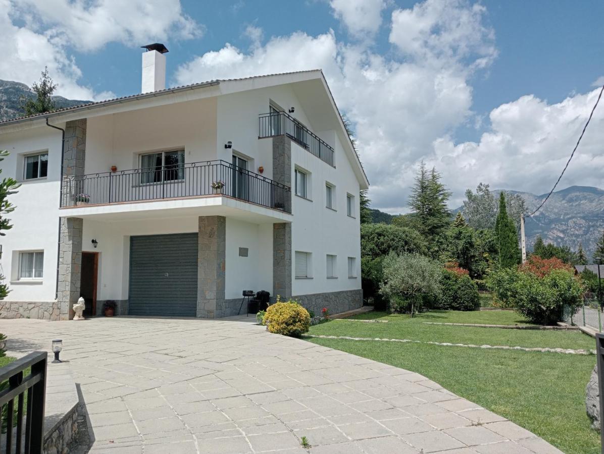 Apartamento-Casa Turistica L'Espigol Сан Лоренцо де Морунис Екстериор снимка